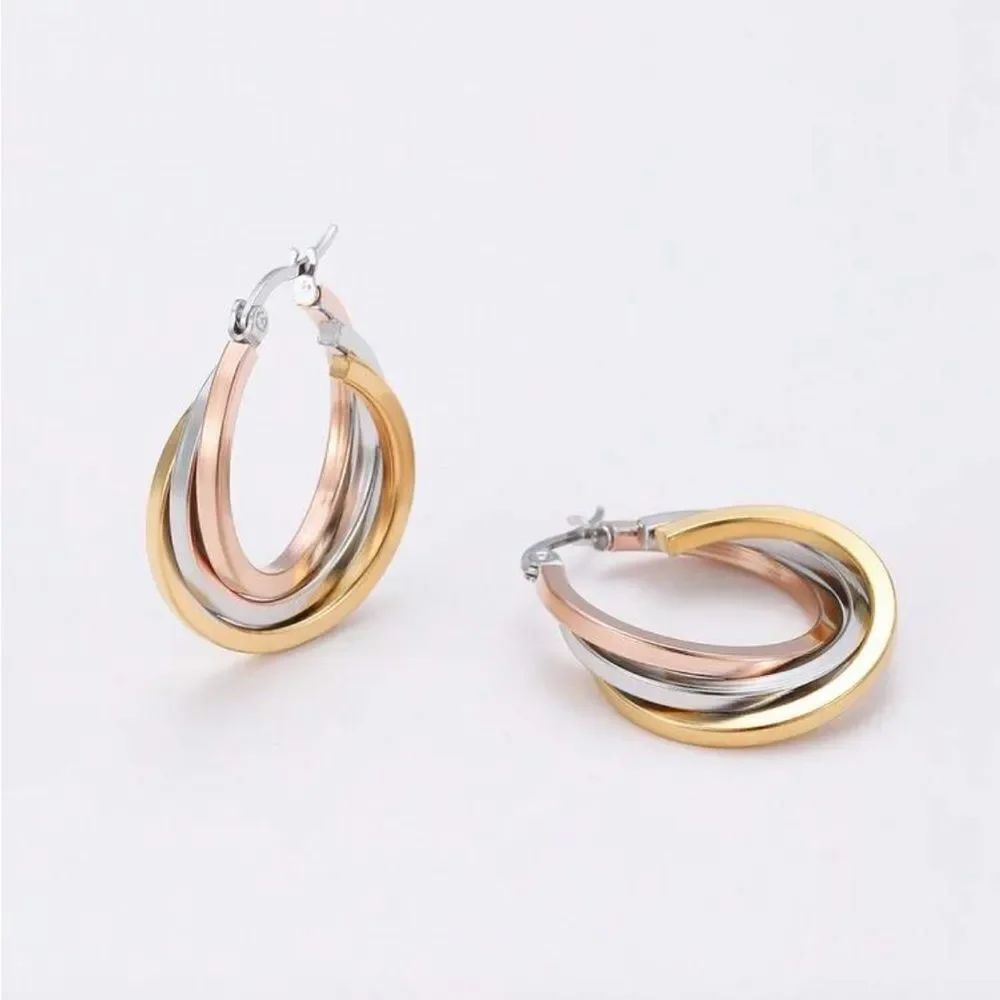 Geo Hoop Earrings Q813